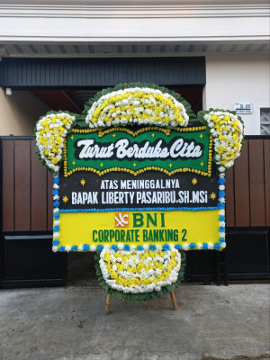 Papan Bunga Duka di Soppeng