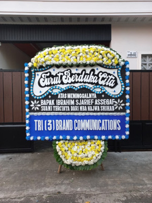 Papan Bunga Duka di Soppeng